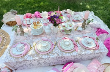 Picnics & Tea Parties